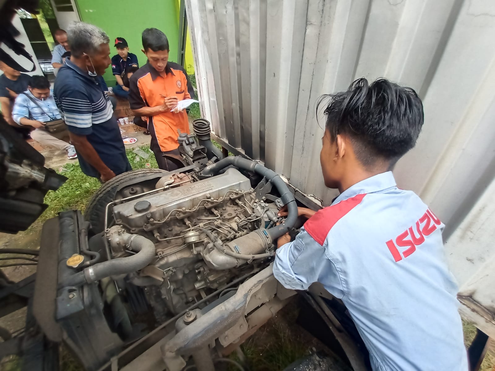 Astra Isuzu Bogor Edukasi Program Euro 4