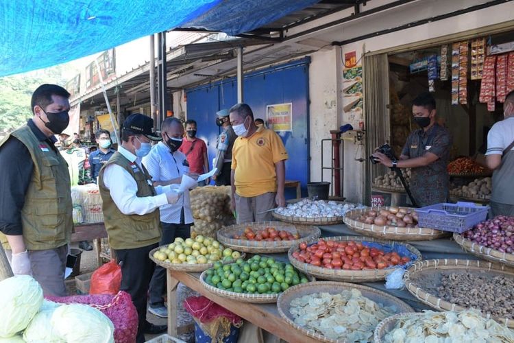 Warga Berharap Ada Pasar yang Lengkap di Takokak