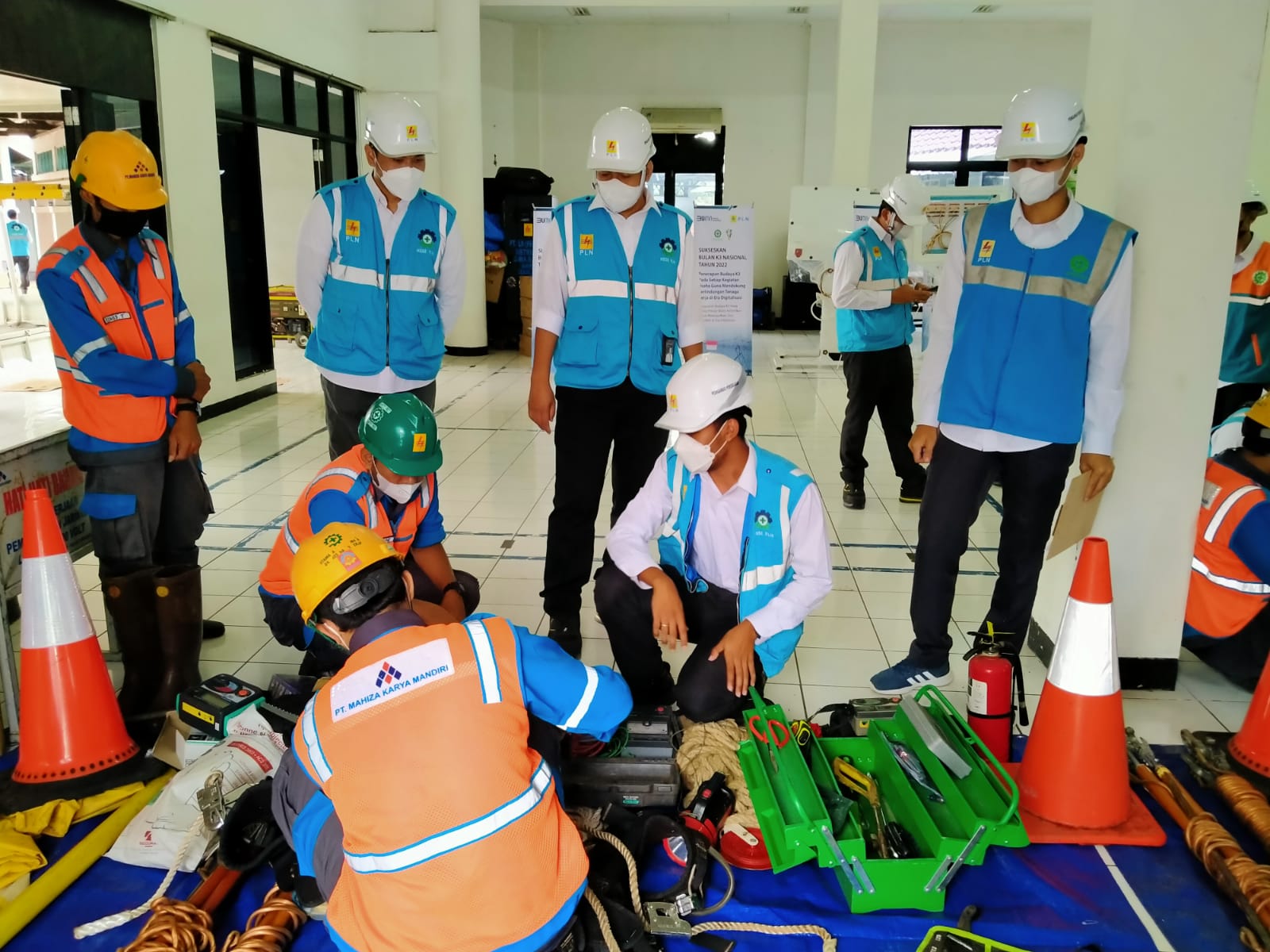 Peringati Bulan K3 2022, PLN UP3 Cianjur Gelar Pasukan dan Peralatan