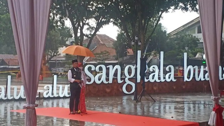 Usai Peresmian di Cirebon, Ridwan Kamil Justru Didoakan Nashrudin Azis jadi Presiden