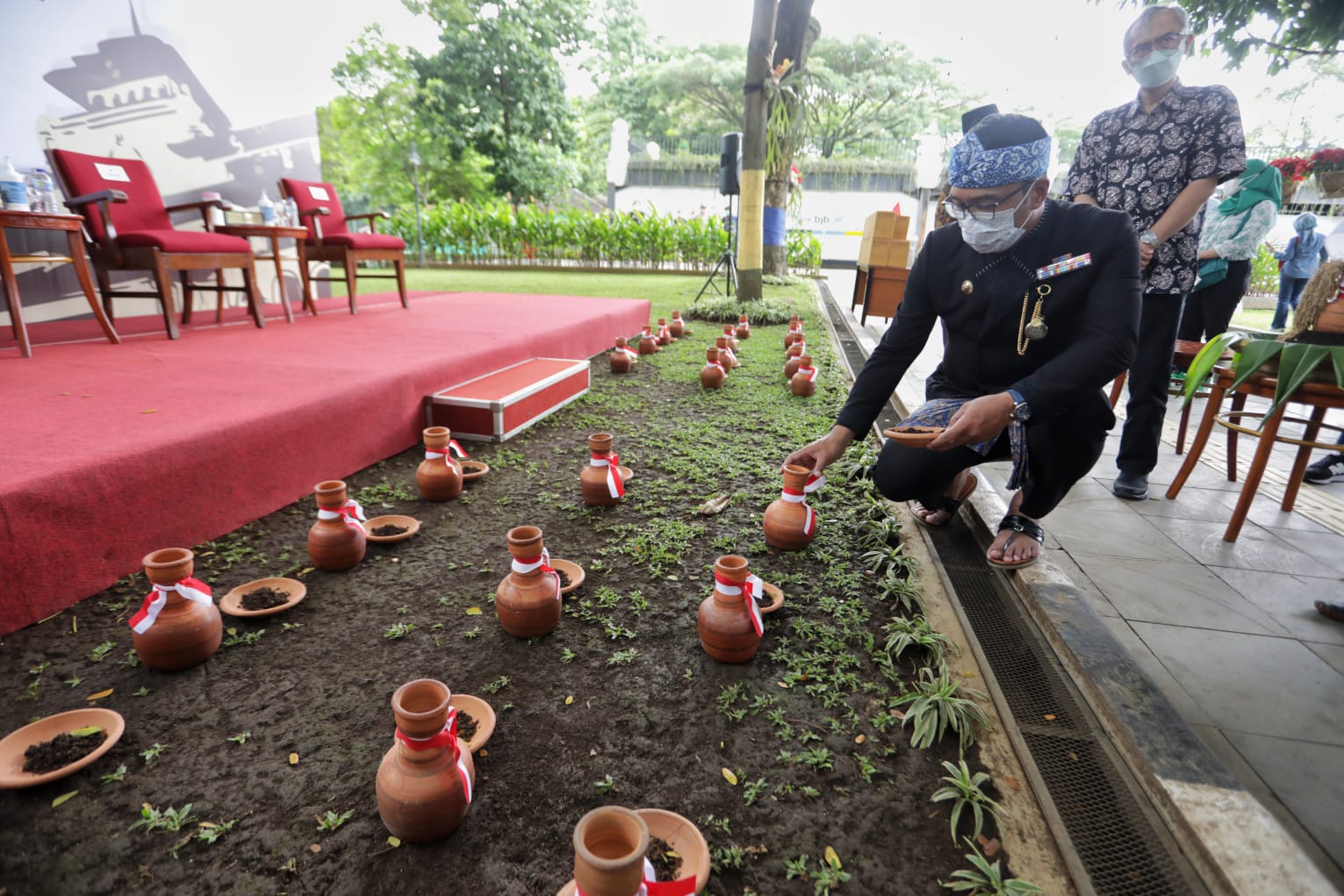 Jabar Berhasil Himpun Tanah dan Air untuk Ibu Kota Baru