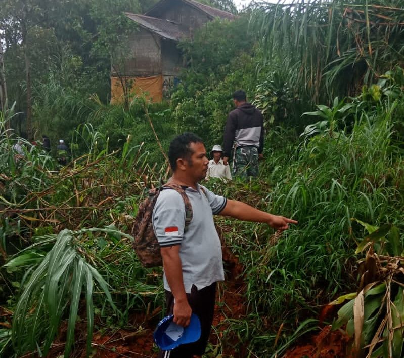 Longsor Terjang Empat Desa di Campaka Cianjur