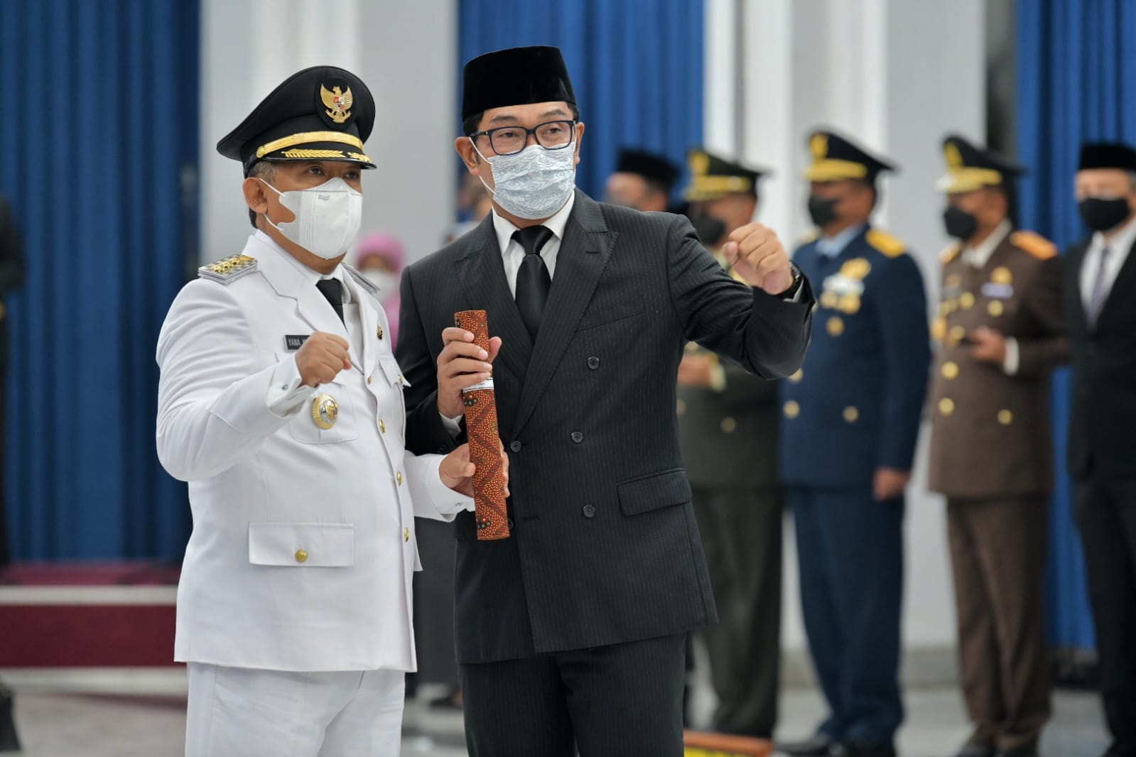 Lantik Yana Mulyana Jadi Wali Kota Bandung, Ini Pesan Ridwan Kamil