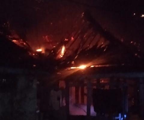 Sebuah Rumah di Cikalongkulon Terbakar Sabtu Malam, Diduga Korsleting Listrik