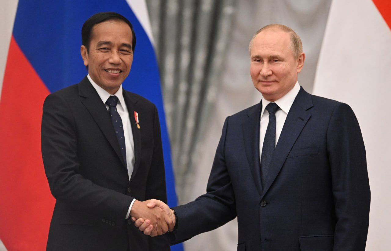 Temui Presiden Putin, Jokowi Tegaskan Fokus Perdamaian Untuk Kepentingan Global