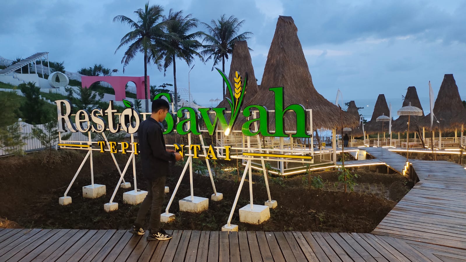 Pengunjung Ocean View Karang Potong Masih Normal, Rata-rata 200 orang per Hari