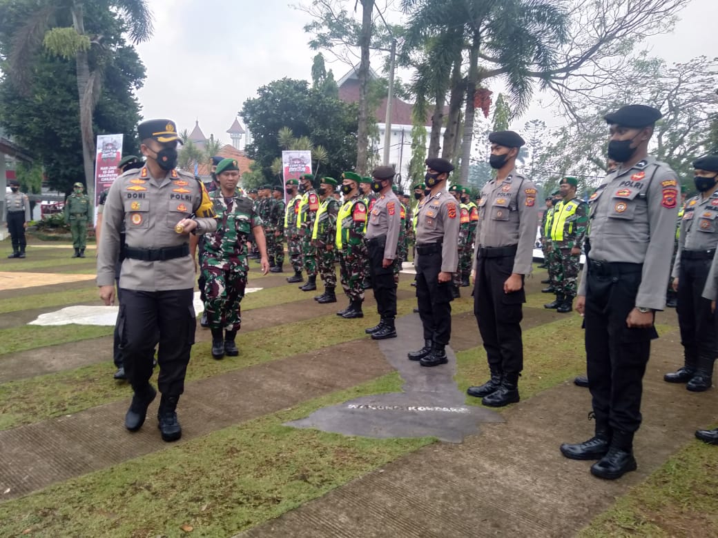 Ribuan Personel Gabungan Amankan Pilkades Serentak di Cianjur