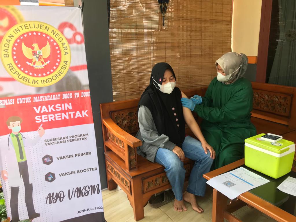 BIN Gelar Vaksinasi Covid-19 Massal di Sembilan Desa di Cianjur