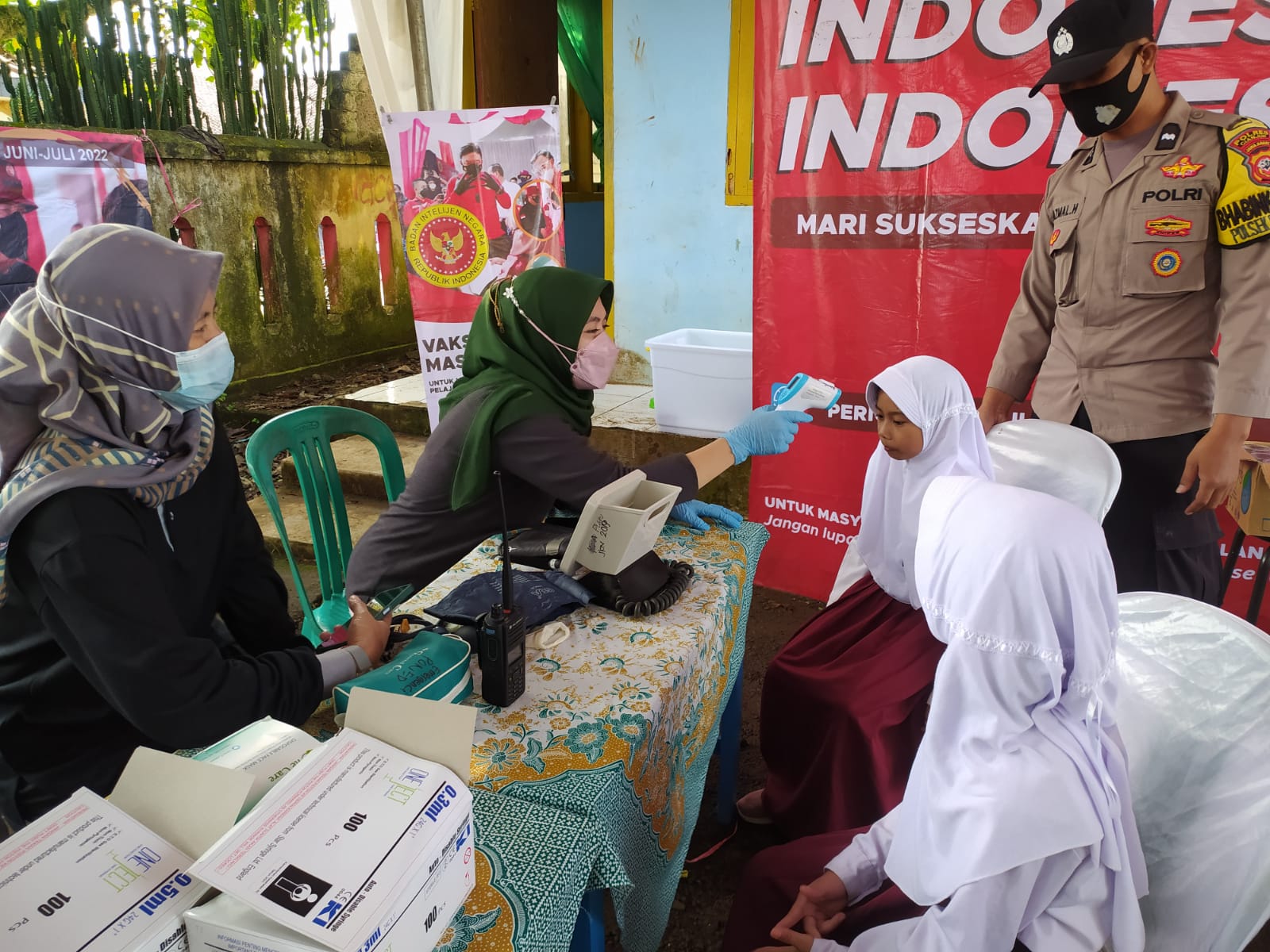 Warga Empat Desa di Cugenang Antusias Ikuti Vaksinasi Covid-19 Massal