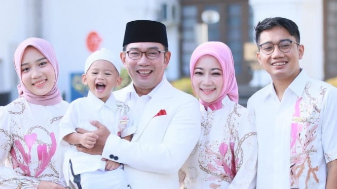 Selamat! Berikut 5 Publik Figur Naik Haji di Tahun 2022, Ridwan Kamil Hingga Juragan 99