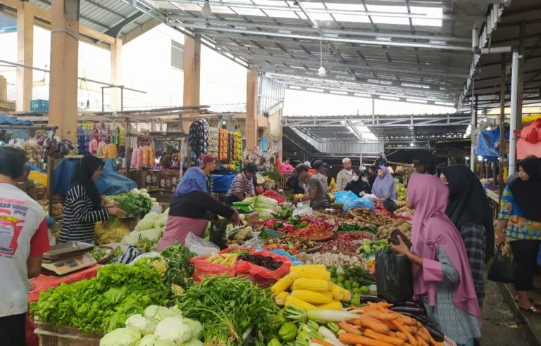 Harga Telur Ayam di Pasar Cipanas Cianjur Tembus Rp31 Ribu per Kilogram