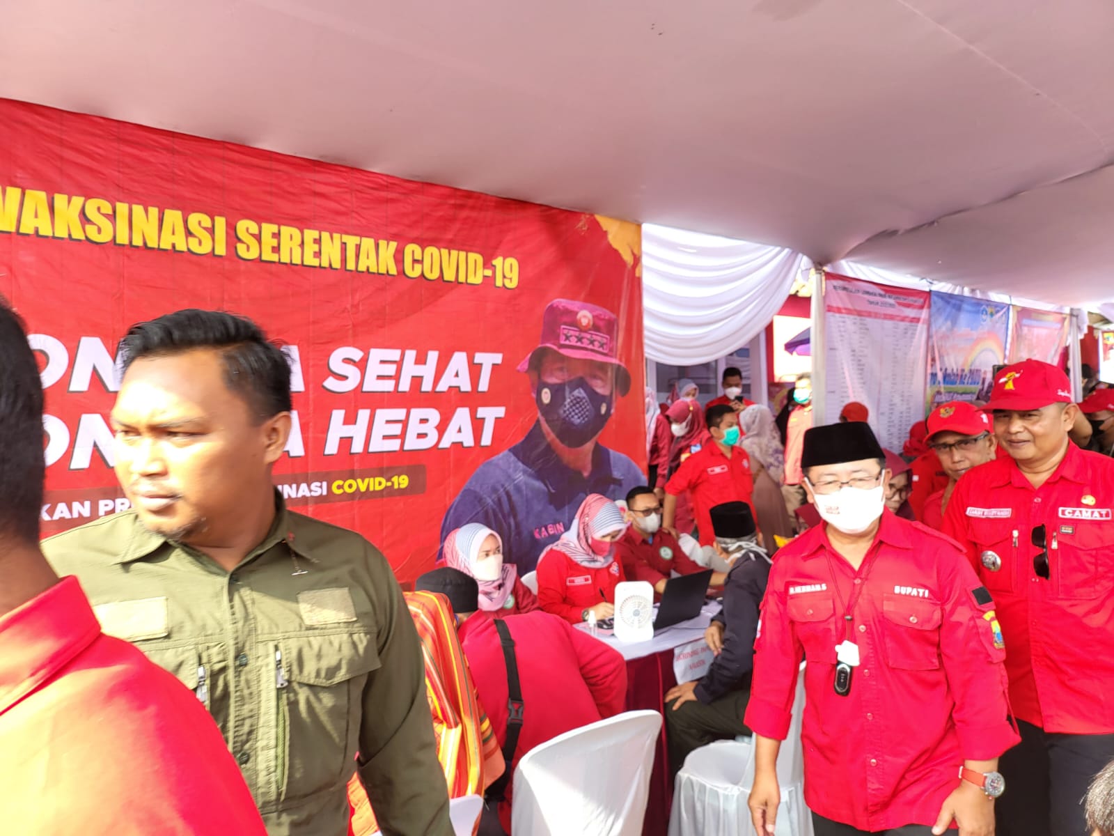 Bupati Cianjur Apresiasi BIN Gelar Gebyar Vaksinasi Covid-19 di Kegiatan Desa Manjur