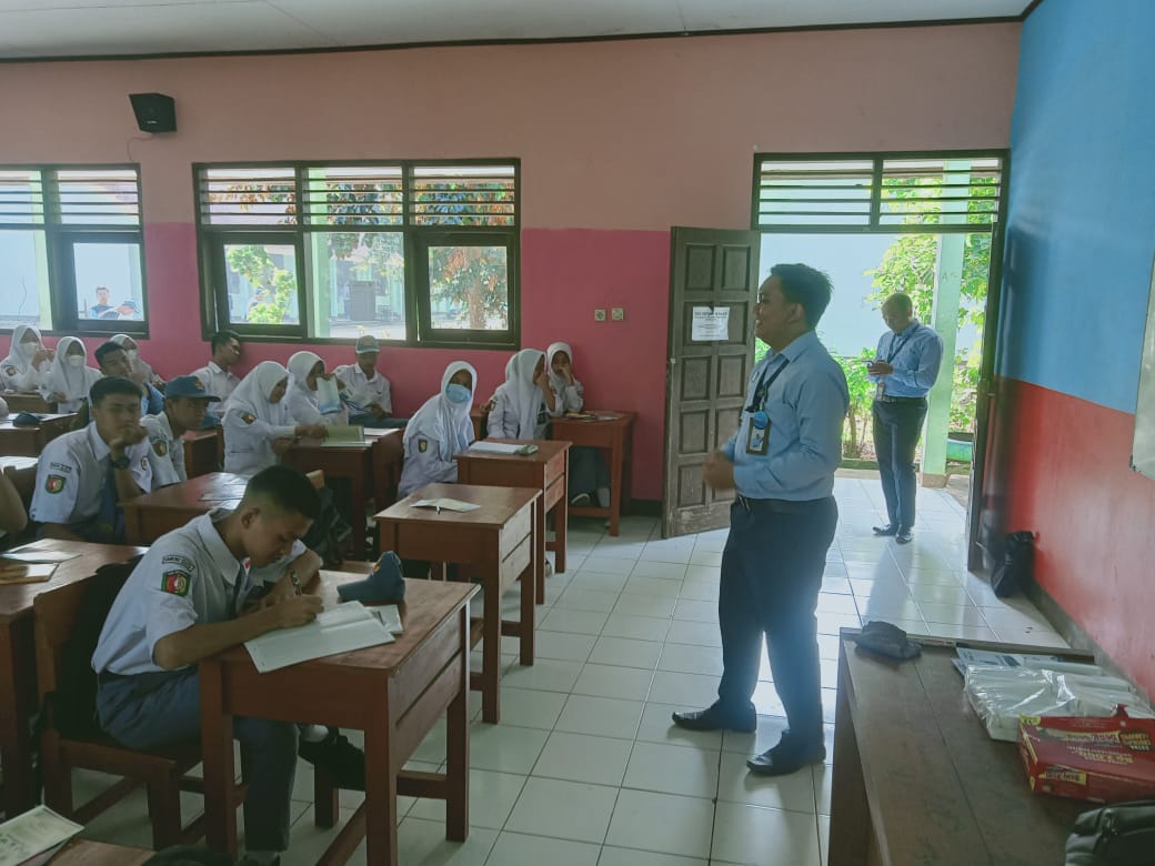 PT BPR Cianjur Jabar Gelar Literasi dan Edukasi Keuangan ke Sekolah