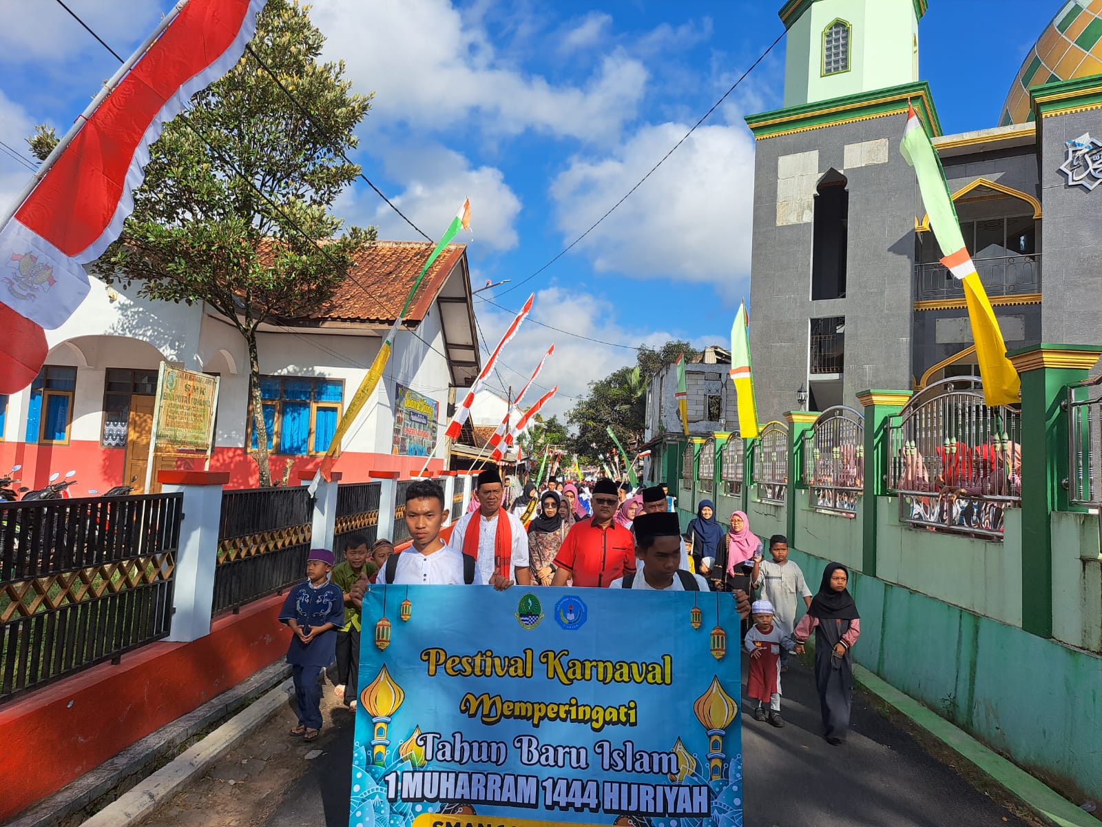 Peringati Tahun Baru Islam, Forkopimcam Kadupandak Gelar Gebyar Muharam, Ada Santunan Anak Yatim dan Festival 