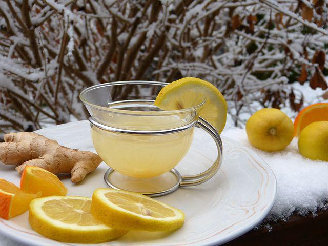 3 Manfaat Konsumsi Teh Jahe Lemon sebelum Tidur Malam